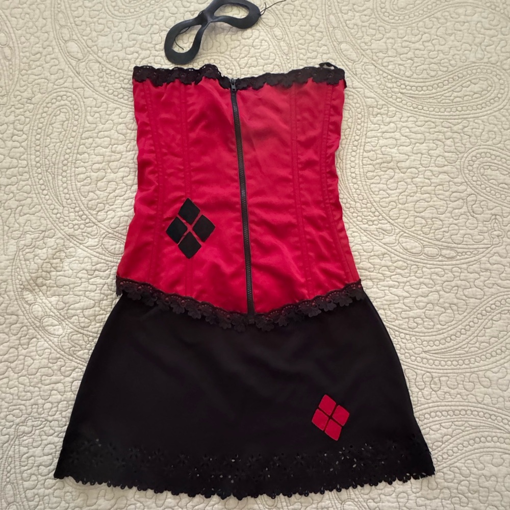 Harley Quinn Inspired 2-Piece Costume – Corset & Mini Skirt